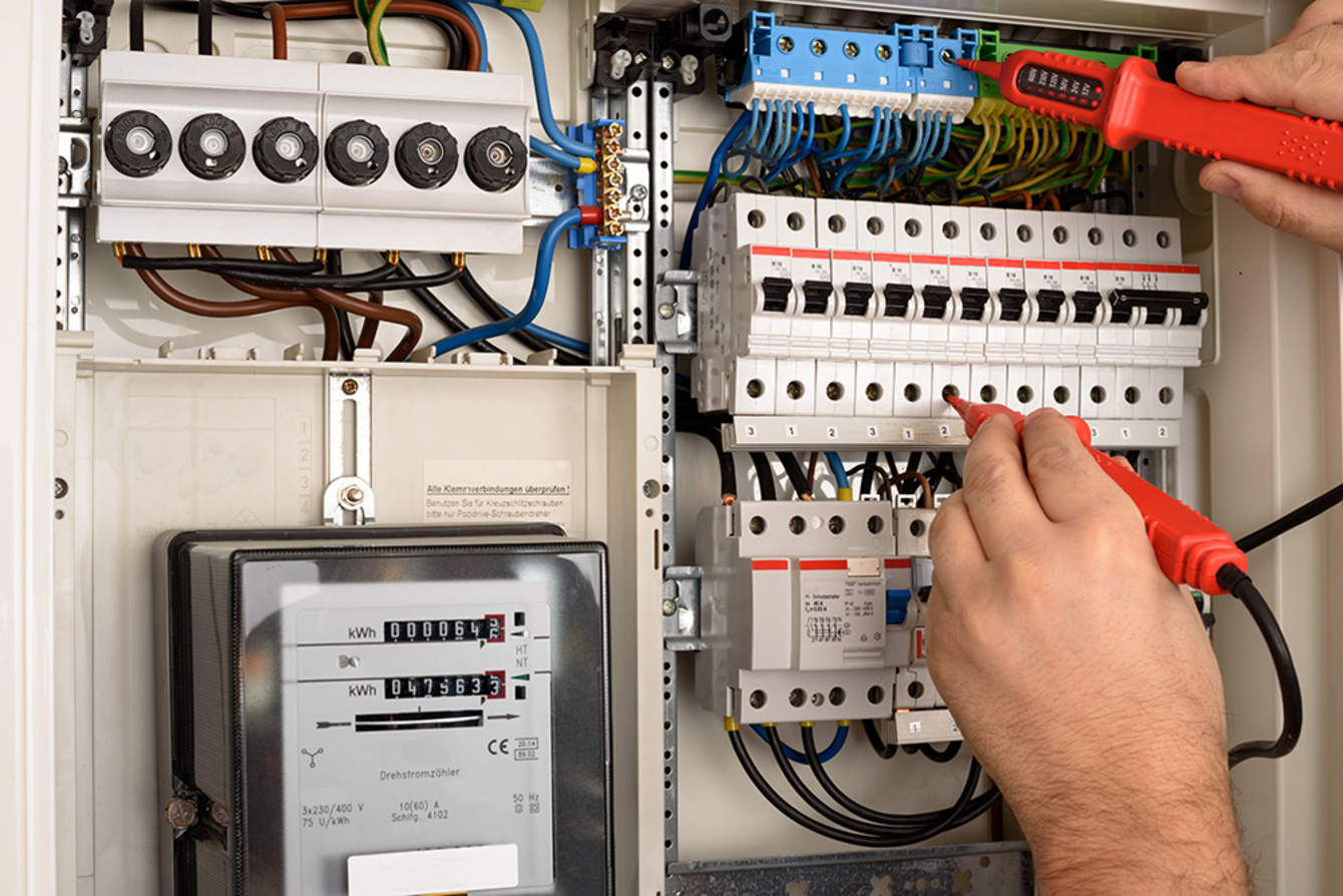 E-Check bei Elektroinstallation Bellrich GmbH in Coswig/Anhalt