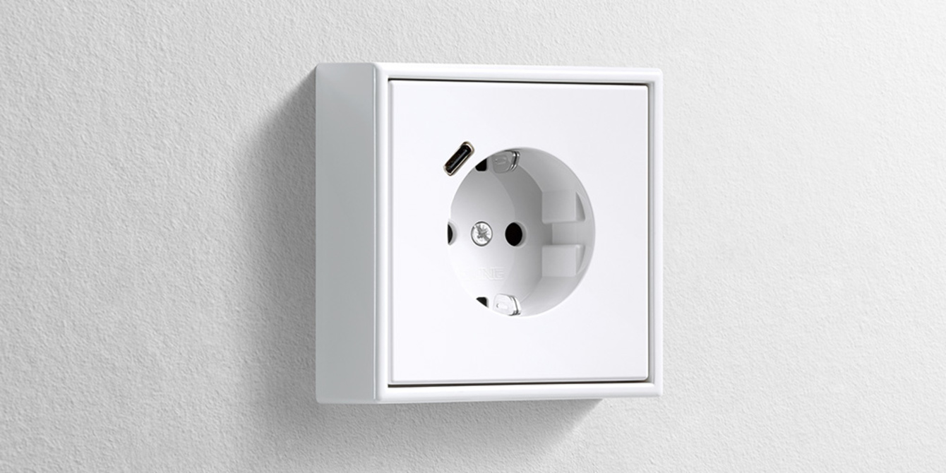 Erweiterter Anschlussraum für die Nachrüstung bei Elektroinstallation Bellrich GmbH in Coswig/Anhalt