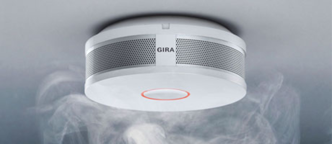Gira Rauchwarnmelder bei Elektroinstallation Bellrich GmbH in Coswig/Anhalt
